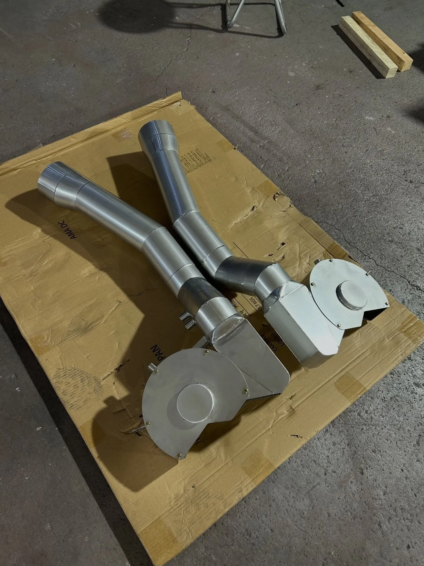 こういう形状は地味に手間かかります💦