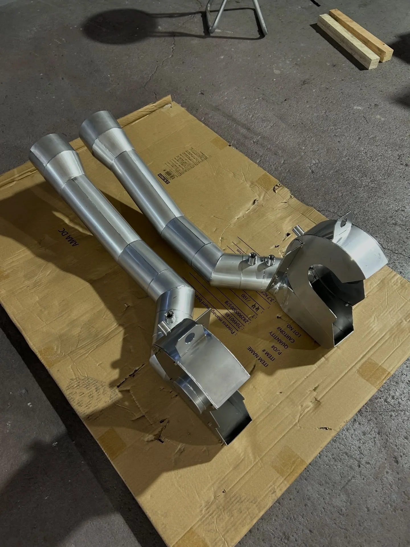 こういう形状は地味に手間かかります💦